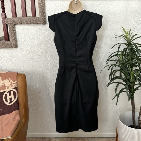 TED BAKER LONDON Women’s Gray Tailored Mini Dress Size 1 (US 2-4) EUC - Picture 3 of 17